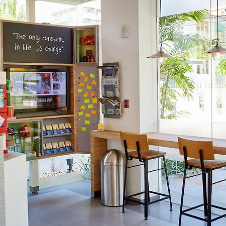 Red Planet Bangkok Asoke - Sha Extra Plus Exterior photo