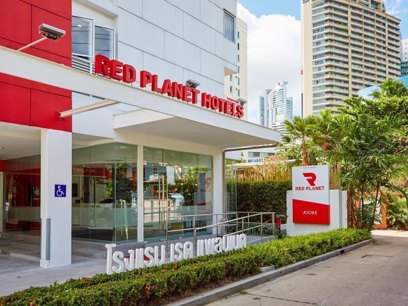 Red Planet Bangkok Asoke - Sha Extra Plus Exterior photo