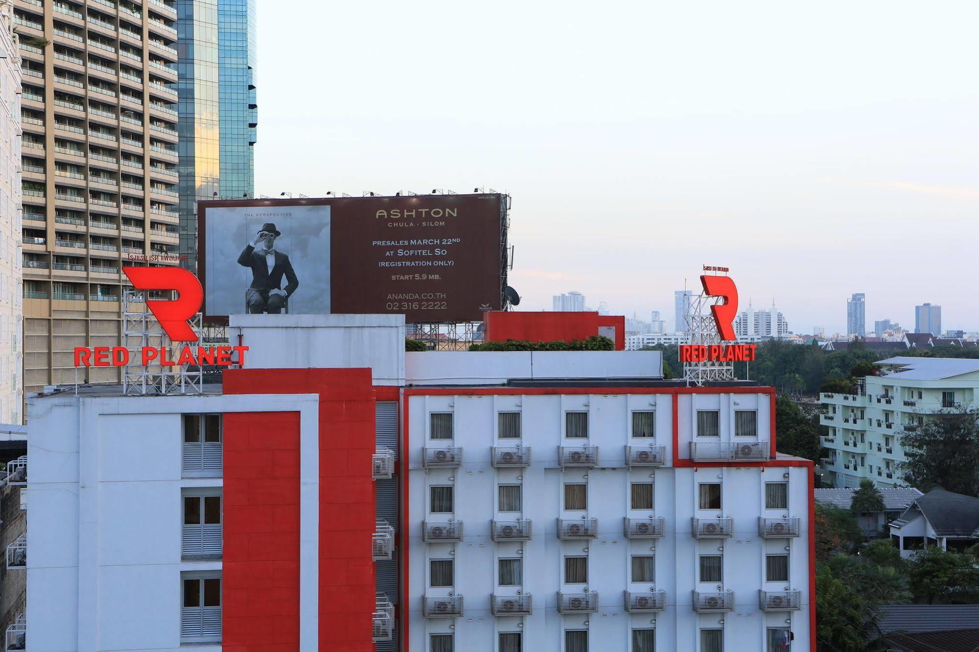 Red Planet Bangkok Asoke - Sha Extra Plus Exterior photo